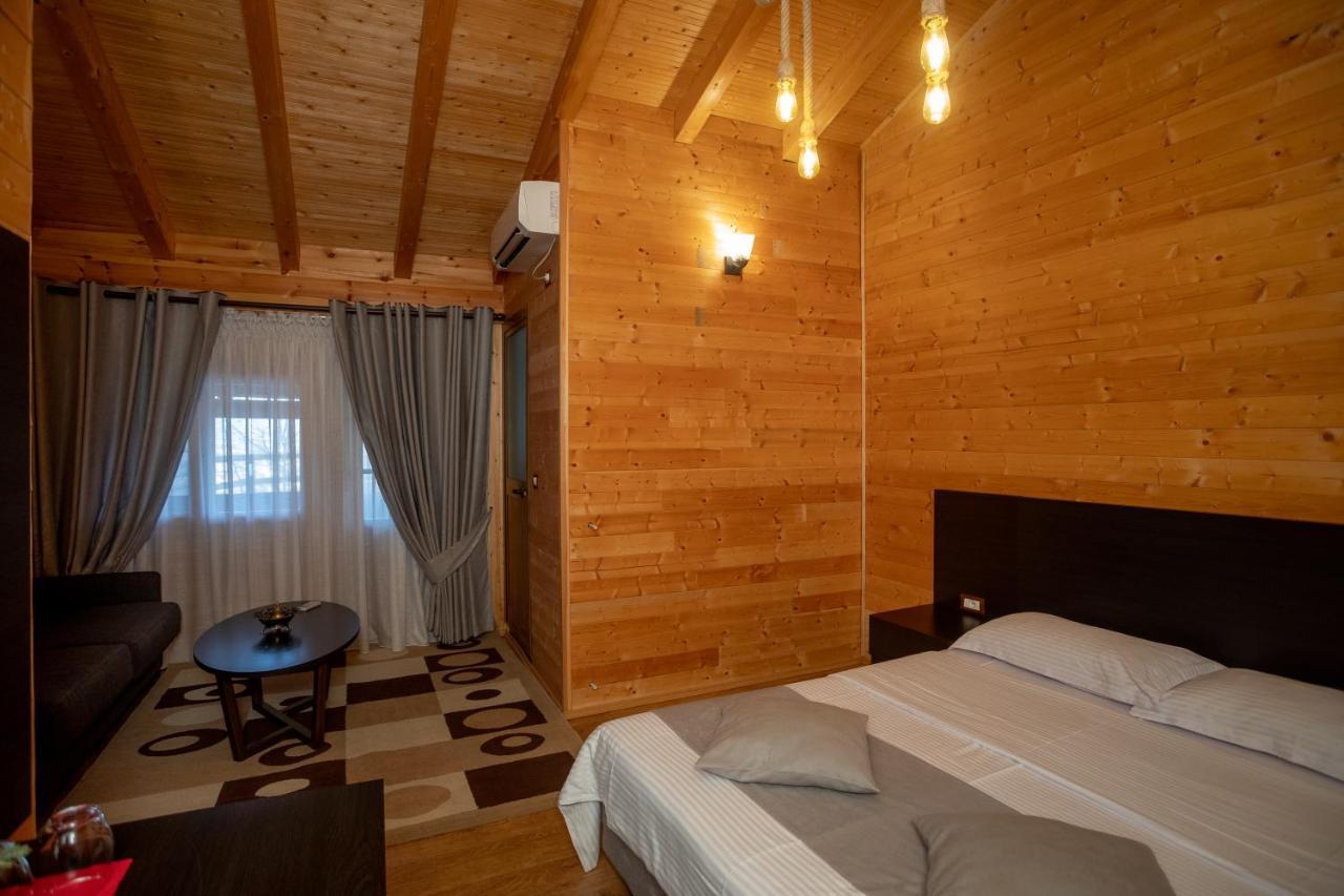 Hotel Shpija E Gjyshit Canaj Экстерьер фото