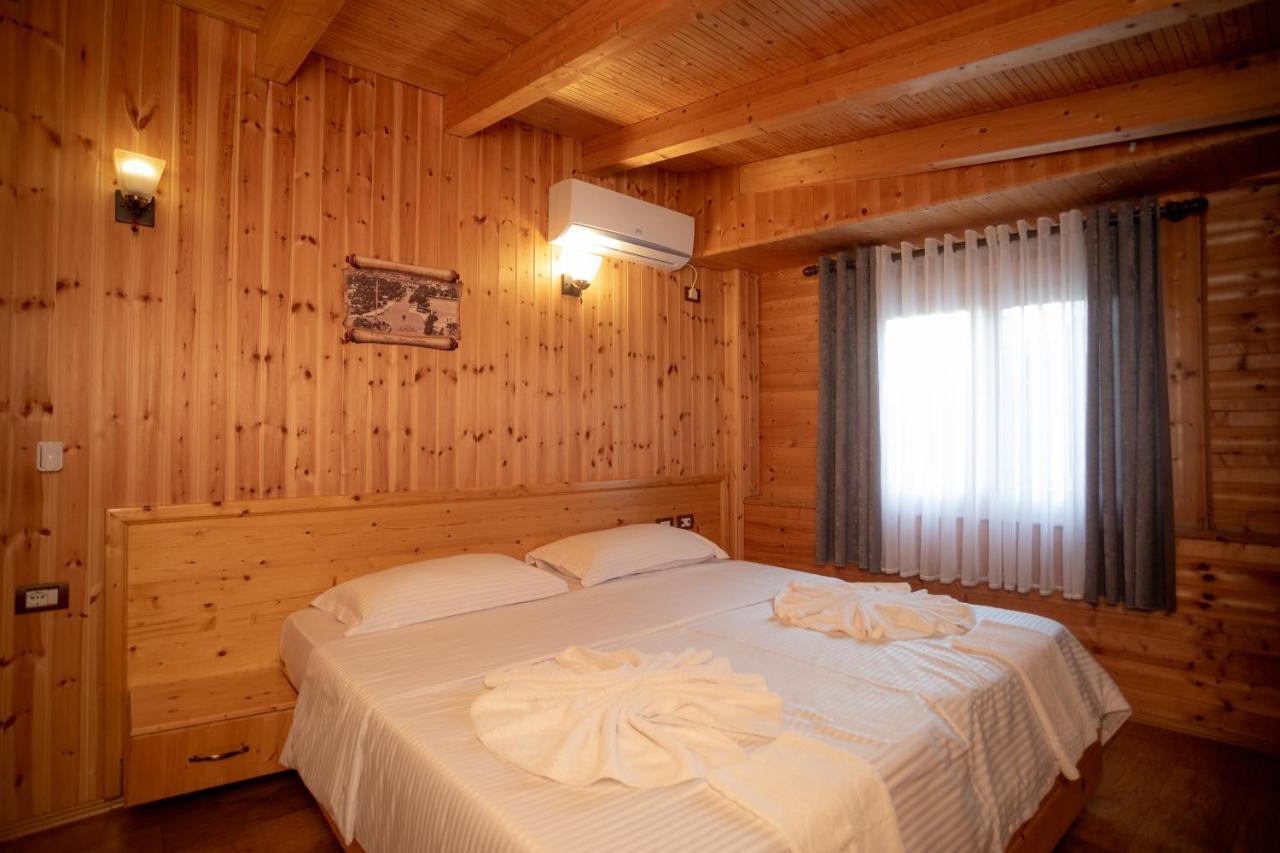 Hotel Shpija E Gjyshit Canaj Экстерьер фото
