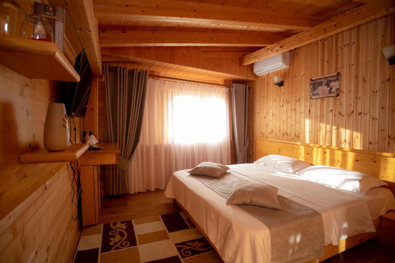 Hotel Shpija E Gjyshit Canaj Экстерьер фото