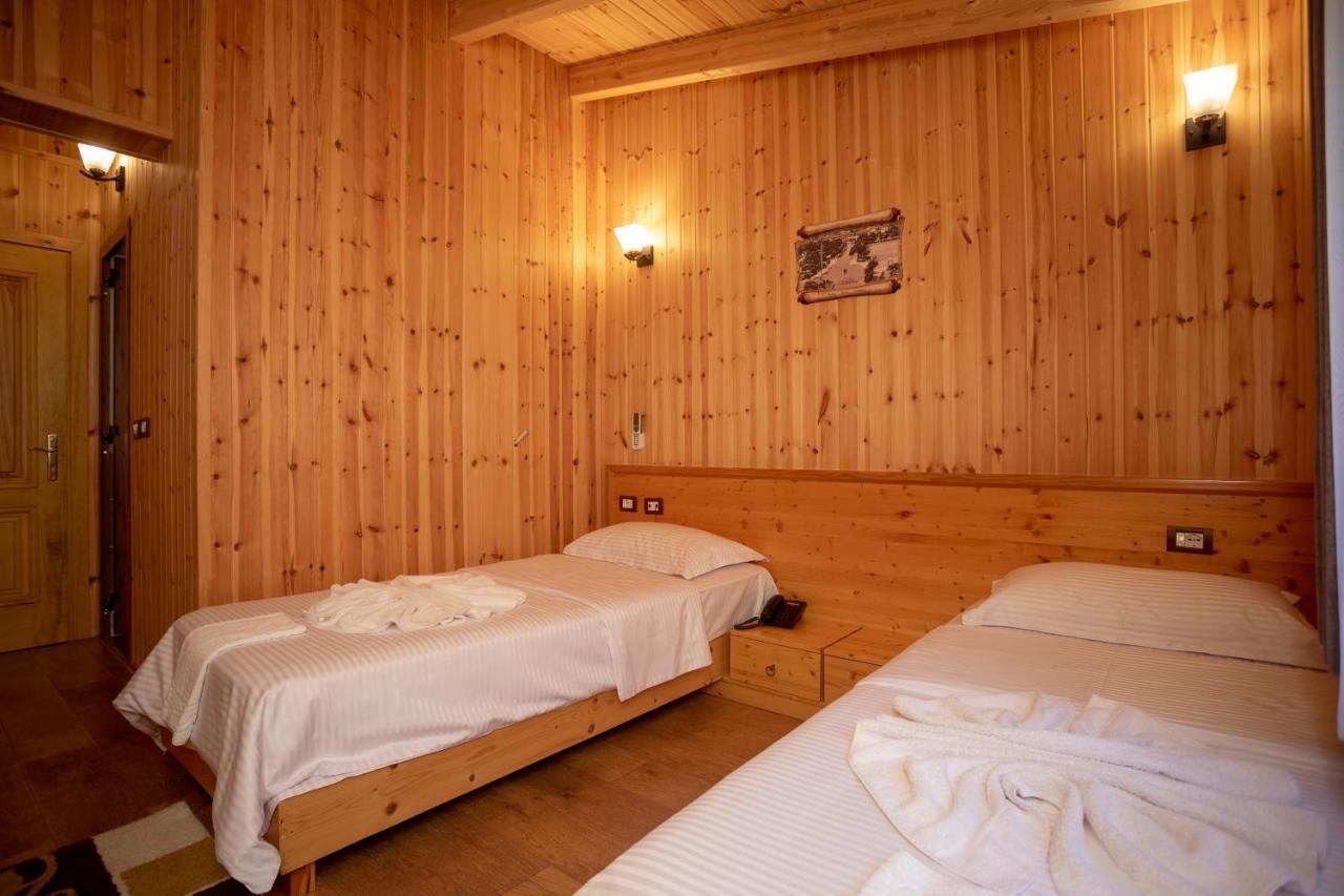 Hotel Shpija E Gjyshit Canaj Экстерьер фото