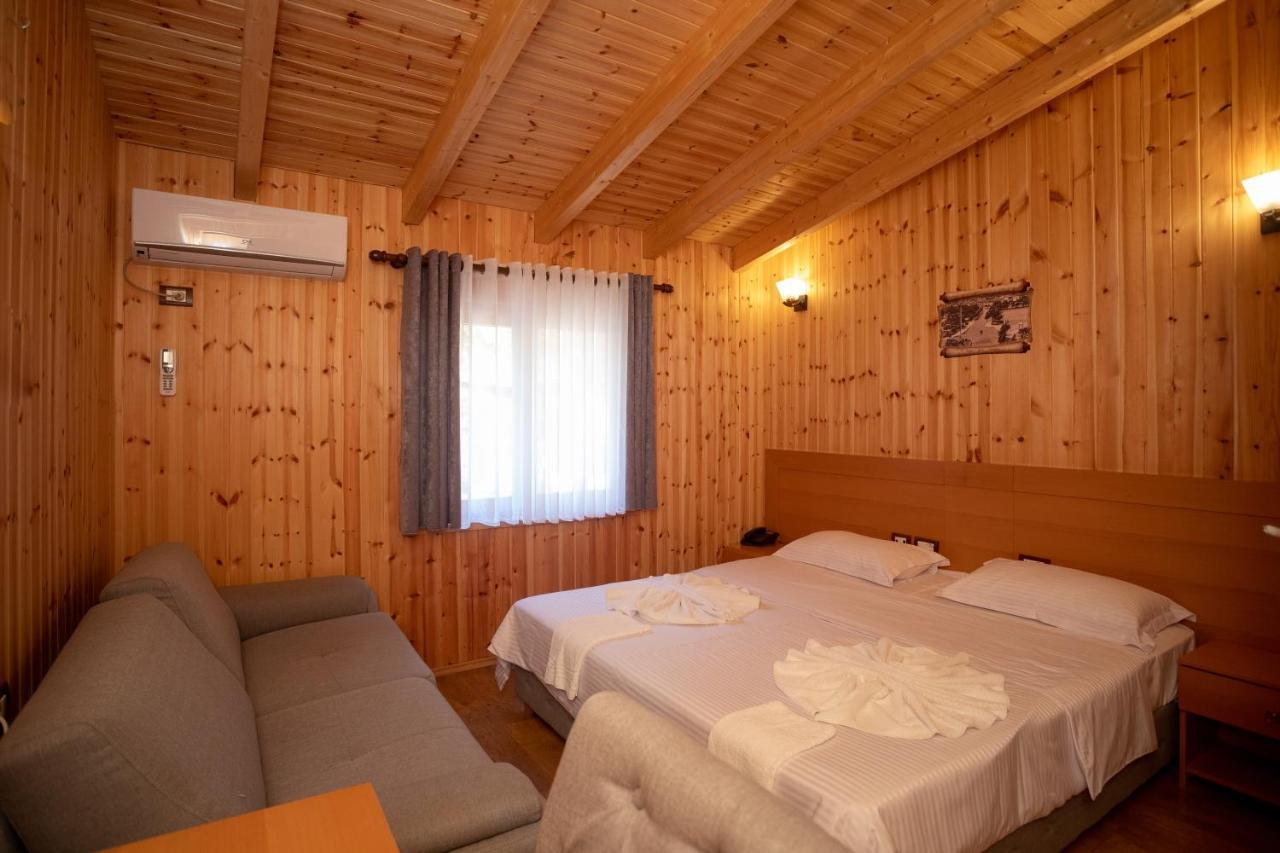 Hotel Shpija E Gjyshit Canaj Экстерьер фото